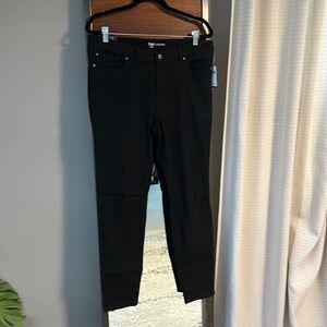 NWT Gap black legging jeans